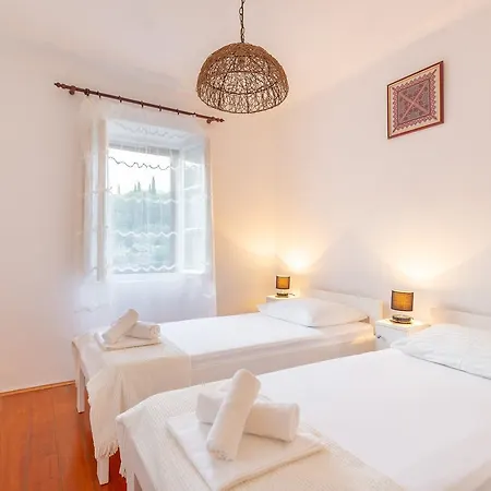 Konavle Zlatovisce *