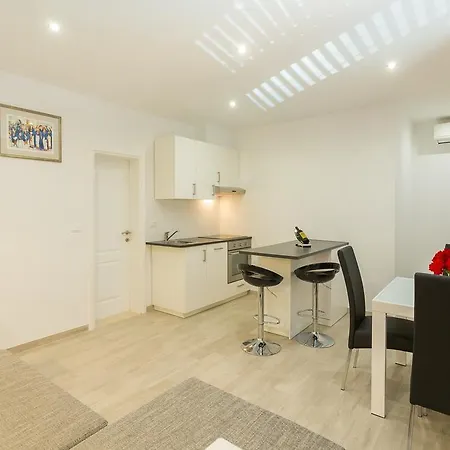 Konavle Zlatovisce Gruda