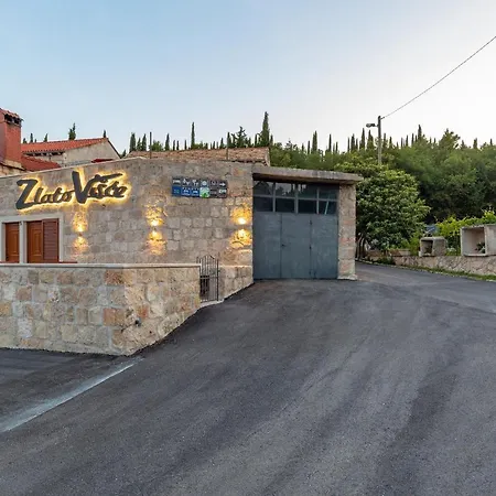 Konavle Zlatovisce * Gruda