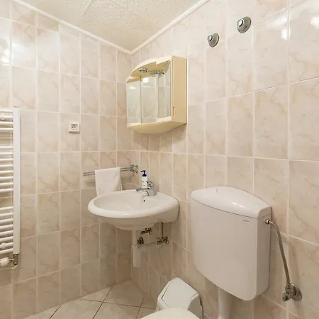 Konavle Zlatovisce Appartement *