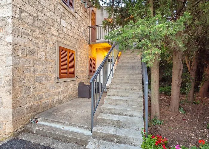 아파트 Konavle Zlatovisce